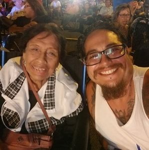 Meet your Posher, Estevan